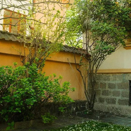 Daire Tatyana Garden *