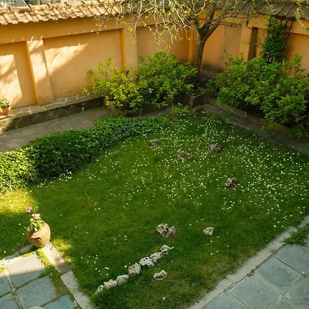 Tatyana Garden Apartment
